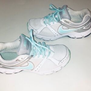 Nike Downshifter 4 Women White Blue Green Silver Running Shoes Sneakers 9.5